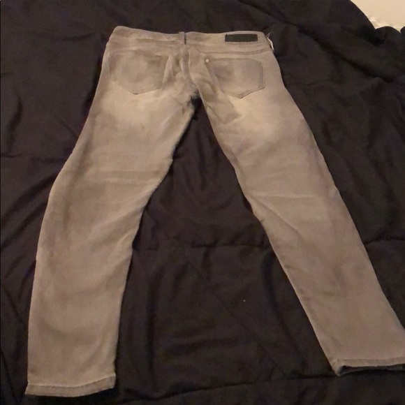 Jeans - Picture 2 of 3